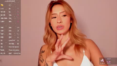 dahiana online show from November 2025 05:57:01 PM