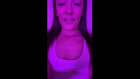 Ashley online show from October 2025 04:50:01 PM