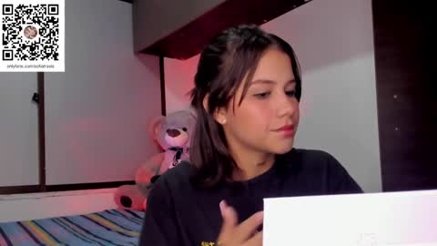 Snapshot of ashleytravis_ chatting on February 2025 11:37:02 PM online show from February 2025 11:37:02 PM