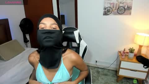 Snapshot of ashly_ebony_ chatting on April 2026 03:31:02 AM Ashly online show from April 2026 03:31:02 AM