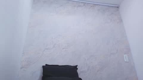 Ashly online show from November 2025 11:54:02 AM