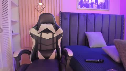 ashlye_miller_ online show from July 2026 08:02:01 PM