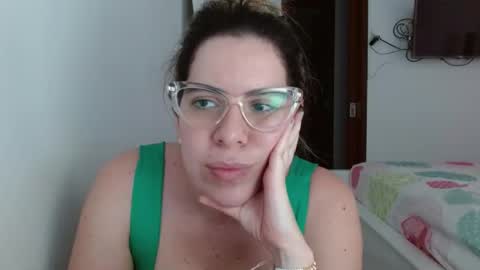 Snapshot of ashlymoon chatting on December 2024 06:27:01 PM AshlyMoon online show from December 2024 06:27:01 PM