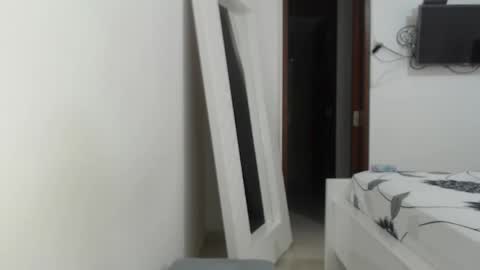 Snapshot of ashlymoon chatting on February 2025 05:37:01 PM AshlyMoon online show from February 2025 05:37:01 PM