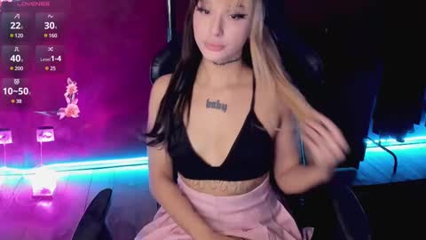 Mila online show from March 2025 06:53:02 AM