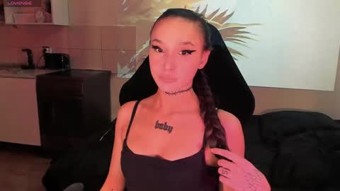 Snapshot of ashmila chatting on June 2026 05:41:02 AM Mila online show from June 2026 05:41:02 AM