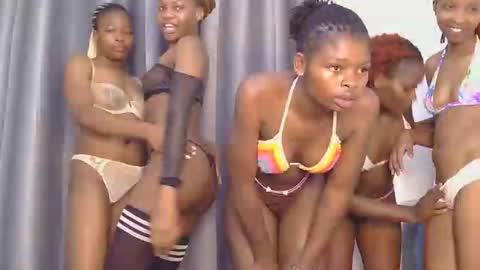 Snapshot of ashrine_ chatting on May 2026 06:42:02 AM ashrine online show from May 2026 06:42:02 AM