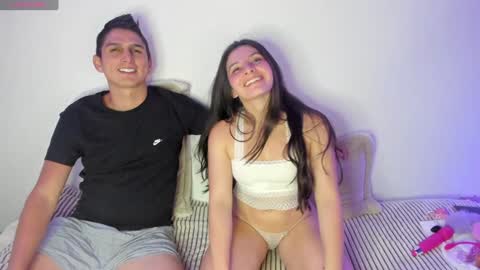 Snapshot of ashton_27 chatting on January 2025 01:08:01 AM Ashton and Sophia lov online show from January 2025 01:08:01 AM