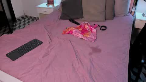 Snapshot of asia_25_ chatting on January 2025 11:30:01 PM PAO online show from January 2025 11:30:01 PM