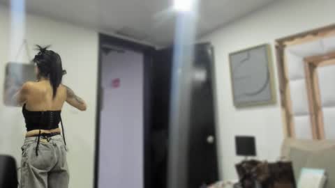 Snapshot of asia_25_ chatting on January 2025 04:41:02 AM PAO online show from January 2025 04:41:02 AM