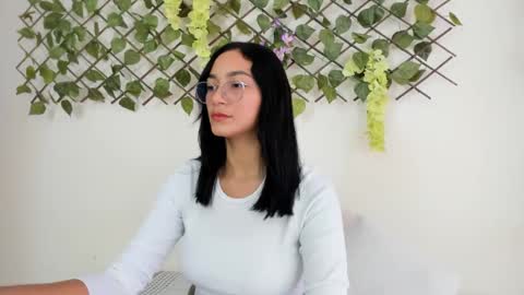 Snapshot of asiam_brunet chatting on October 2025 02:25:02 PM Camila online show from October 2025 02:25:02 PM