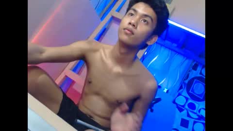 asian_ainsley69 online show from October 2025 05:01:01 PM