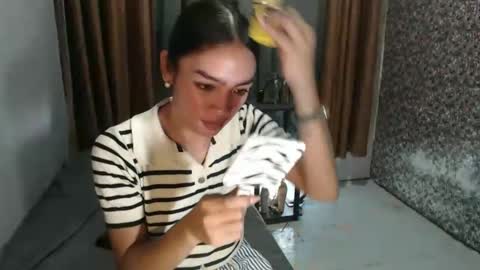 asian_cassy online show from April 2026 12:32:02 PM