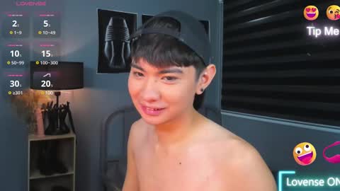 Snapshot of asian_cutie20 chatting on December 2024 07:32:01 AM Aidan online show from December 2024 07:32:01 AM