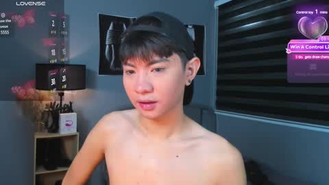 Snapshot of asian_cutie20 chatting on December 2024 02:31:02 AM Aidan online show from December 2024 02:31:02 AM