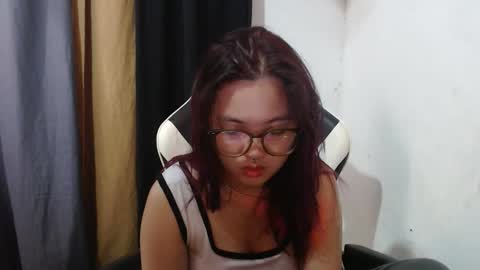 Snapshot of asian_honey69 chatting on May 2026 04:04:01 PM bb girl online show from May 2026 04:04:01 PM