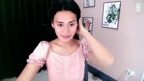 KRISTELLE online show from October 2025 10:38:01 AM