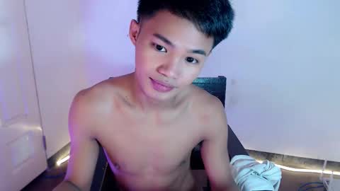asian_lover05 online show from February 2026 11:31:02 PM