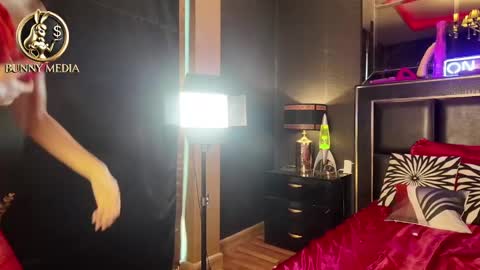 Snapshot of asian_squirt69 chatting on February 2025 08:44:01 AM BUNNY WILDER online show from February 2025 08:44:01 AM