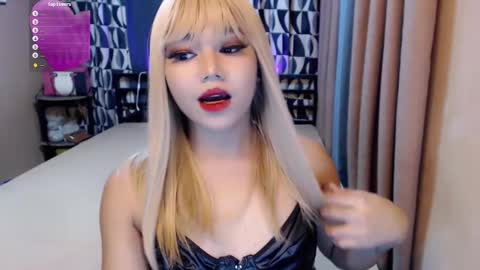 Snapshot of asian_suteishi chatting on December 2024 11:11:02 AM stacey online show from December 2024 11:11:02 AM