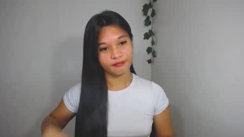 Yan online show from November 2025 07:16:02 PM