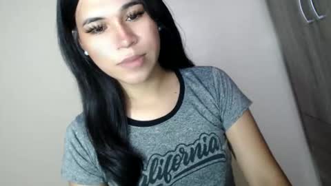 Snapshot of asianblk_barbiedoll chatting on April 2026 02:17:01 AM asianblk_barbiedoll online show from April 2026 02:17:01 AM