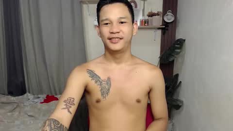 Snapshot of asianboycock14 chatting on April 2026 04:18:01 AM asianboycock14 online show from April 2026 04:18:01 AM