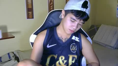 Snapshot of asiancarl_bigcock chatting on March 2026 06:33:01 PM kairo dewji in ifbi online show from March 2026 06:33:01 PM