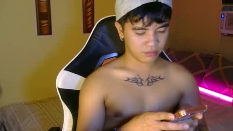 Snapshot of asiancarl_bigcock chatting on April 2026 09:21:02 AM kairo dewji in ifbi online show from April 2026 09:21:02 AM