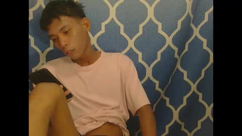 Snapshot of asiancockinsan chatting on April 2026 07:39:01 AM Isan online show from April 2026 07:39:01 AM