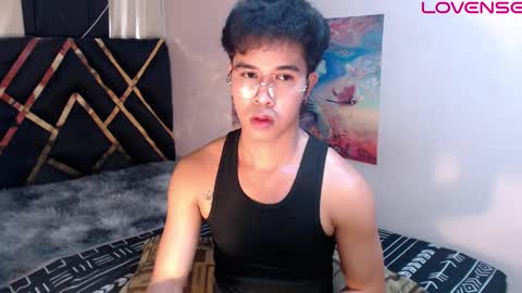 Snapshot of asiancum_peter chatting on March 2026 03:23:02 AM asiancum_peter online show from March 2026 03:23:02 AM