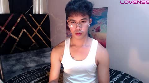 Snapshot of asiancum_peter chatting on March 2026 05:35:01 AM asiancum_peter online show from March 2026 05:35:01 AM