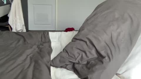 asiangirlandwhiteguy online show from March 2025 03:11:01 AM