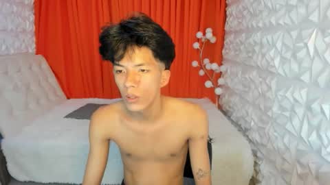 Snapshot of asiankingfucker chatting on May 2026 04:01:02 PM asiankingfucker online show from May 2026 04:01:02 PM
