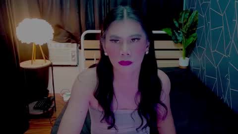 asianloreen24 online show from November 2025 04:47:01 AM