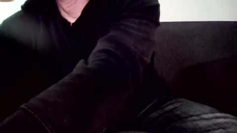 Asian Mixed Man online show from February 2026 09:44:02 PM