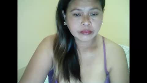 Snapshot of asianmom22 chatting on March 2026 06:28:02 AM asianmom22 online show from March 2026 06:28:02 AM