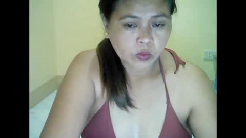 Snapshot of asianmom22 chatting on April 2026 12:36:02 PM asianmom22 online show from April 2026 12:36:02 PM