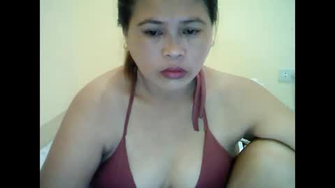 Snapshot of asianmom22 chatting on April 2026 01:14:02 AM asianmom22 online show from April 2026 01:14:02 AM