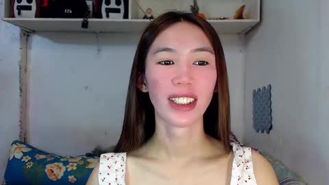 Snapshot of asianqt19 chatting on May 2026 05:47:01 AM J A D E online show from May 2026 05:47:01 AM