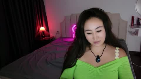 Snapshot of asianqueen777ohmi chatting on May 2026 03:17:01 PM Rose Mingna online show from May 2026 03:17:01 PM