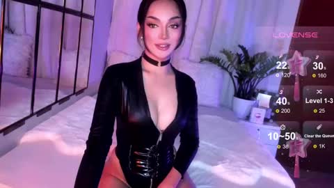 Snapshot of asiansexqueenx chatting on December 2024 07:43:02 PM Miss Nia online show from December 2024 07:43:02 PM
