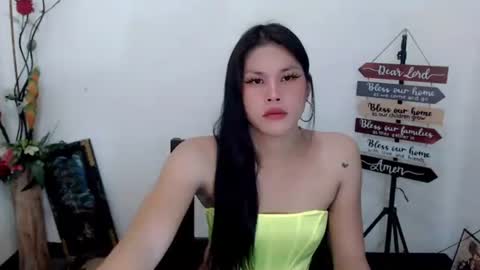 lucy gwapa online show from October 2025 02:18:02 PM