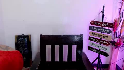 lucy gwapa online show from November 2025 02:23:02 AM