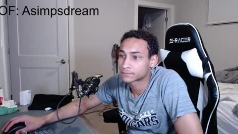 Snapshot of asimpsdream chatting on March 2026 01:11:02 AM asimpsdream online show from March 2026 01:11:02 AM