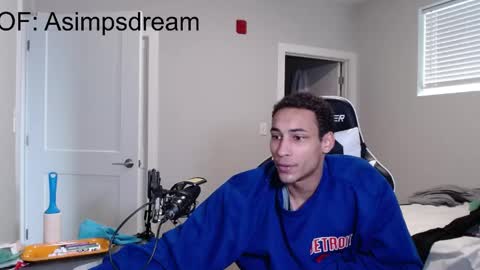 Snapshot of asimpsdream chatting on April 2026 01:09:02 PM asimpsdream online show from April 2026 01:09:02 PM