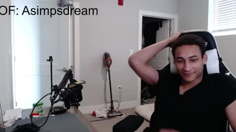 Snapshot of asimpsdream chatting on April 2026 08:36:02 PM asimpsdream online show from April 2026 08:36:02 PM