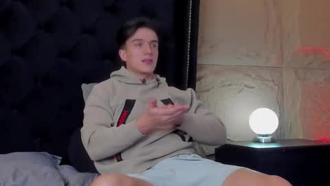 Aslan  online show from April 2026 02:34:02 AM