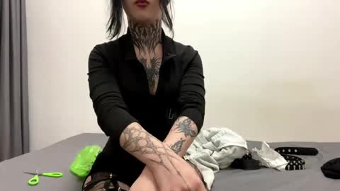 aslaourdi online show from April 2026 06:05:01 PM