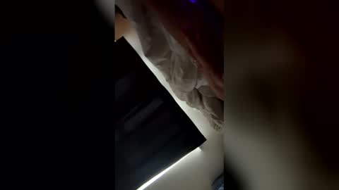 asmall93 online show from March 2026 09:50:01 AM